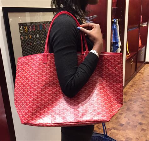 small red goyard bag|goyard st louis pm price.